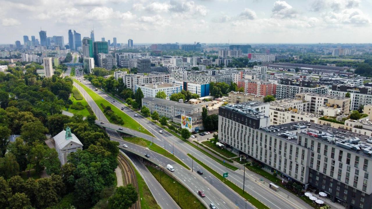 City Break Wolska Aparthotel Varşova Dış mekan fotoğraf